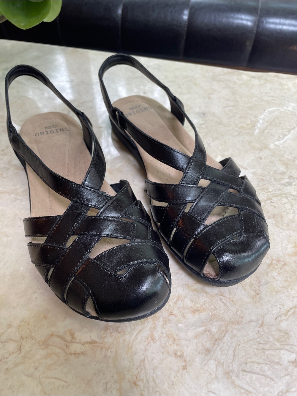 Earth Origins “Nellie” Black Leather Comfort Sandals | Women’s Size 9 - Picture 3 of 10